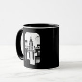 The City Never Sleeps Hustle Skyline Design マグカップ (正面左)