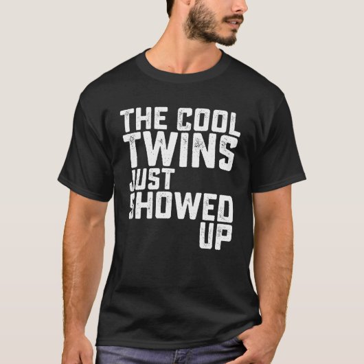 The Coolwins Just Showed Up Sister Brother Schoo f Tシャツ (正面)