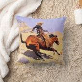 The Cowboy Western Art by Frederic Remington クッション (ブランケット)