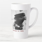 The Edmund Fitzgerald with Crew Names カフェラテマグ (右)