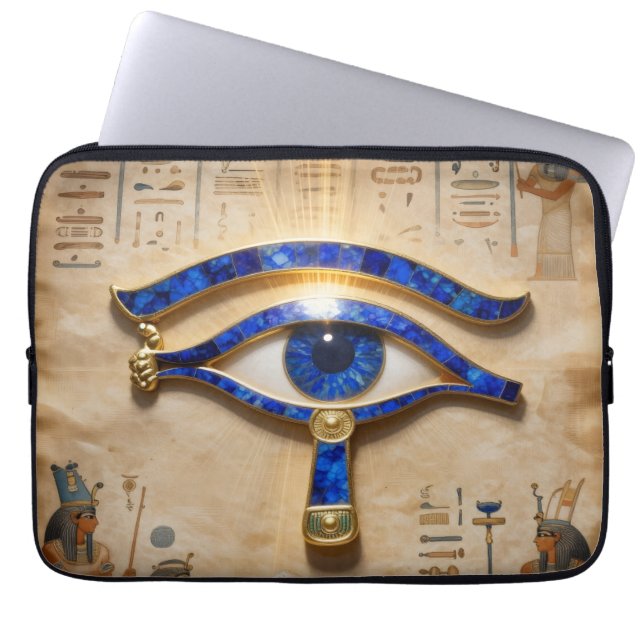 The Egyptian Eye  ラップトップスリーブ (正面)