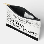 The Forty Times Newspaper 40歳の誕生日パーティー アクセサリーポーチ (見開き)