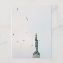 The Freedom Monument in Riga, Latvia ポストカード