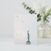 The Freedom Monument in Riga, Latvia ポストカード (スタンド正面)