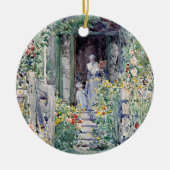 The Garden in Its Glory | Childe Hassam セラミックオーナメント (正面)