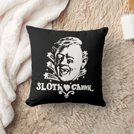 The Goonies "Sloth ♥ Chunk" クッション (ブランケット)