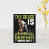 The Gr Is Greener Where You Water It Motivational  カード (黄色い花)