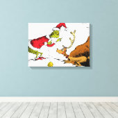 The Grinch Prepares Max the Reindeer キャンバスプリント (インサイチュ (ウッドフロア))