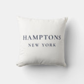 The Hamptons New York Preppy Coastal Home  クッション (正面)