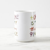 The Happy Introvert “Home Is My Happy Place” コーヒーマグカップ (中央)