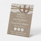 The Horseshoe 素朴結婚 Collection Welcome 台座サイン (正面)