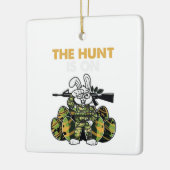 The Hunt Is On Easter Ornament セラミックオーナメント (左)