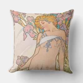 The Iris (1897) by Alphonseミュシャ クッション