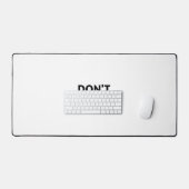 The Isolation Zone | Don't Reach Out Command  デスクマット (キーボード&マウス)