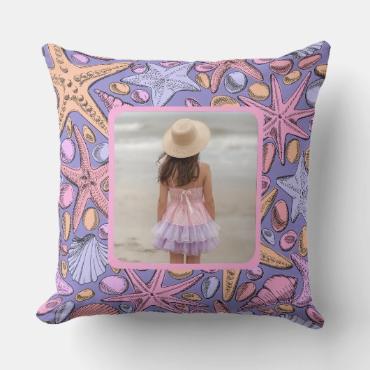 The Johnson Beach House Pillow, Fantasy Sea Patter クッション (正面)
