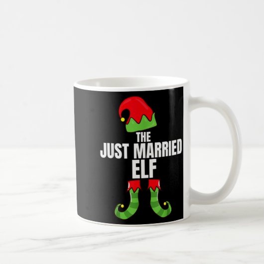 The Just Married Elf Matching Family Christmas Gro コーヒーマグカップ (右)
