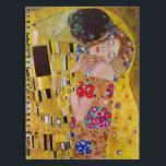 The Kiss by Gustav Klimt, Vintage Art Nouveau ノートブック<br><div class="desc">The ultimate painting of love, a beautiful design to celebrate Valentine's Day with! The Kiss (detail) (1907-1908) by Gustav Klimt is a vintage Victorian Era Symbolism fine art love and romance painting featuring a romantic couple in various shades of gold, patterns and symbols, sharing a kiss against a bronze background....</div>