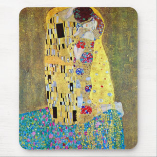 The Kiss by Gustav Klimt, Vintage Art Nouveau マウスパッド