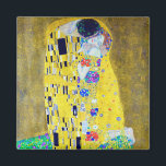 The Kiss, Gustav Klimt マグネット<br><div class="desc">Gustav Klimt (July 14, 1862 – February 6, 1918) was an Austrian symbolist painter and one of the most prominent members of the Vienna Secession movement. Klimt is noted for his paintings, murals, sketches, and other objets d'art. In addition to his figurative works, which include allegories and portraits, he painted...</div>