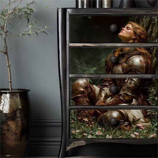 The Knight’s Prayer | Female Warrior in Forest 薄葉紙