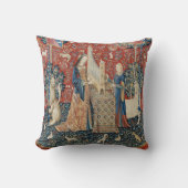 The Lady and the Unicorn (Hearing) Throw Pillow クッション (正面)