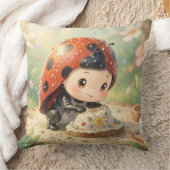 The Ladybug and the Hidden Nectar Kingdom クッション (ブランケット)
