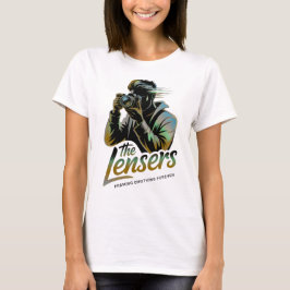 The Lensers | 感情をフレーミングする女性写真家 Tシャツ