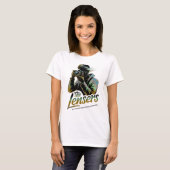 The Lensers | 感情をフレーミングする女性写真家 Tシャツ (正面フル)