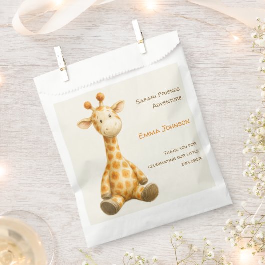 The Little Explorer | Safari Friends Baby Shower フェイバーバッグ (クリップ留めされた状態)