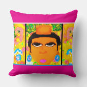 The "Living Crown'  クッション (正面)