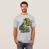 The Lone Snacker Funny Howling Fox Moon Graphic Tシャツ (正面フル)