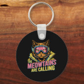 The Meowtains Are Calling Cat Snowboard Ski Kids M キーホルダー (正面)