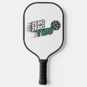 The Minimalist's Edge: Das "Zero Zero Two"-Racket ピックルボールラケット (裏面)