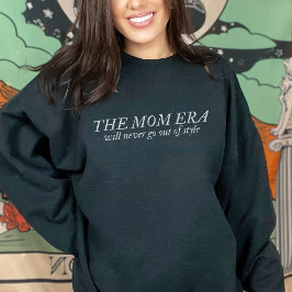 The Mom Era Sweatshirt New Mom Gift for Pregnancy スウェットシャツ