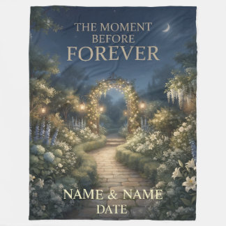 The Moment Before Forever Marriage Proposal フリースブランケット