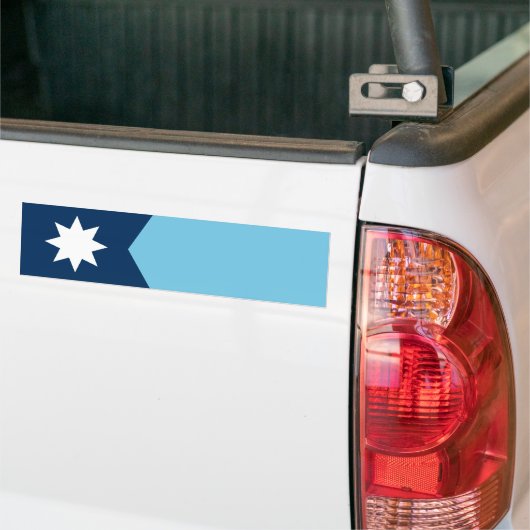 The new Flag of Minnesota State バンパーステッカー (トラック上)