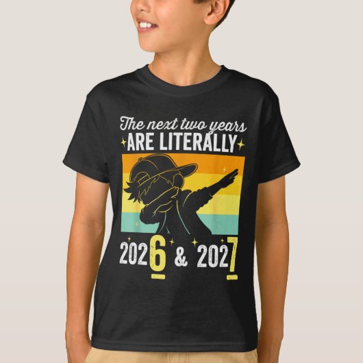 The Next Two Years Are Literally 6 7 Happy New Yea Tシャツ (正面)