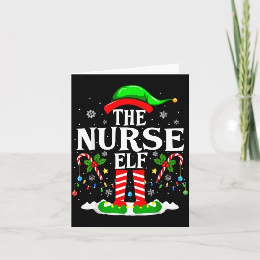 The Nurse Elf Christmas Nursing Funny Rn Christmas カード (正面)