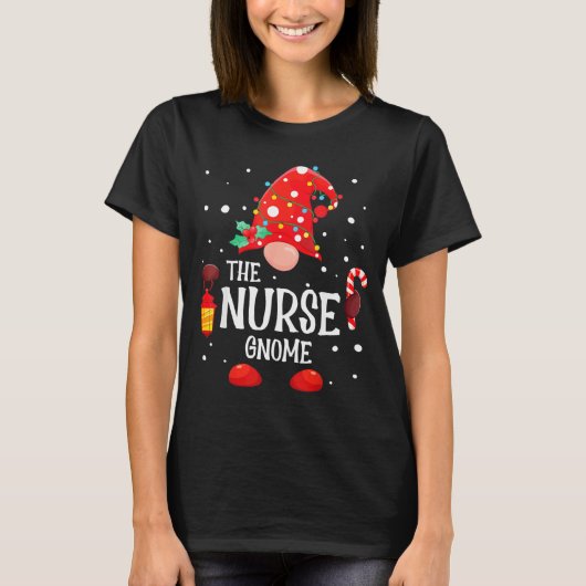 The Nurse Gnome Matching Family Christmas Gnome Pa Tシャツ (正面)