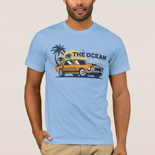 The Ocean Is Calling Retro Beach Car Summer Tシャツ (正面)
