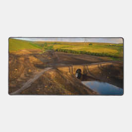 The Old Packhorse Bridge of Baitings デスクマット