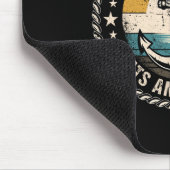 The Only Bs I Need Boats And Sunshine Boating Capt マウスパッド (コーナー)