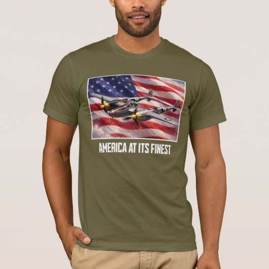 The P-38 Lightning - America at its Finest Tシャツ (正面)