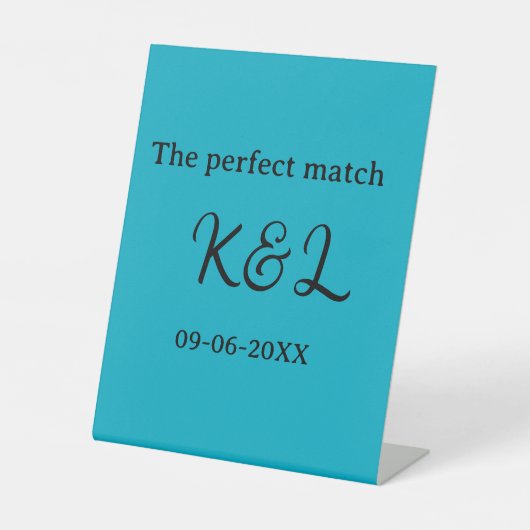 The perfect match couple name letter date blue sim 台座サイン (正面)