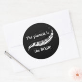 The pianist is the BOSS Stickers ラウンドシール (封筒)
