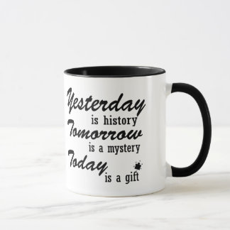 “The Present Is a Gift” Mug – Minimalist Quote マグカップ