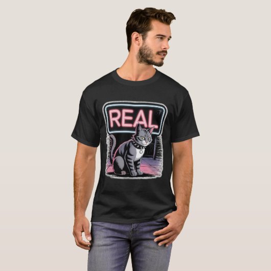 The Real Stray Tシャツ (正面フル)