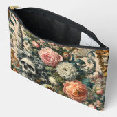 The Reliquary of Broken Dreams – Gothic Portrait アクセサリーポーチ (見開き)