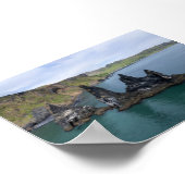 The Reynisdrangar rock formations in Iceland ポスター (角)