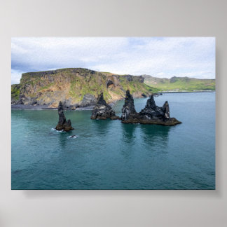 The Reynisdrangar rock formations in Iceland ポスター